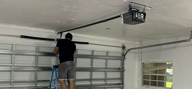 Garage Door Opener Repair Near Me in East Hemet, CA